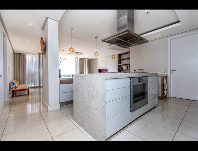 2 BEDROOM APARTMENT FOR SALE IN SANDOWN